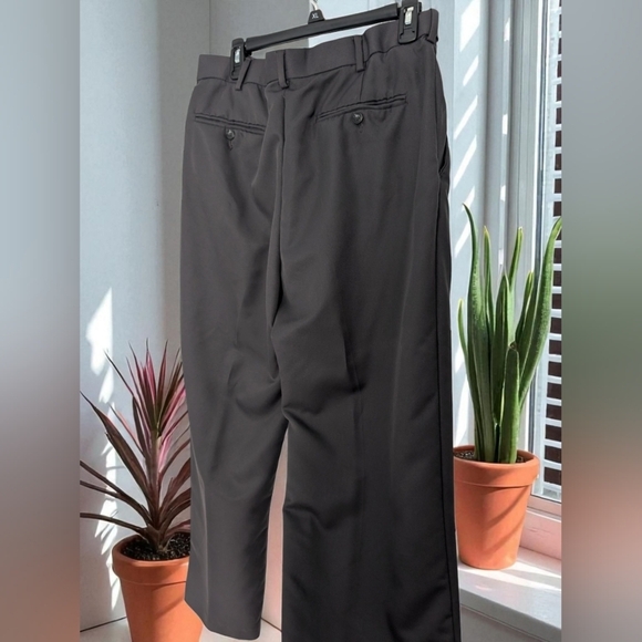 Croft And Barrow Charcoal Dress Pants for Men 34x 32 (EUC) - Picture 9 of 12